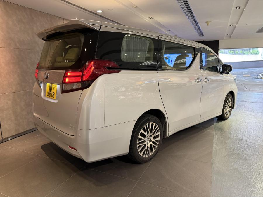 ALPHARD 2.5 - Image 5
